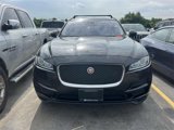 Used 2017 Jaguar F-PACE Premium image 2