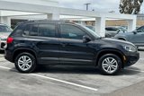Used 2017 Volkswagen Tiguan S image 3