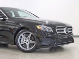 Used 2017 Mercedes-Benz E 300 4MATIC image 2