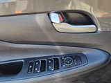 Used 2021 Hyundai Santa Fe SE image 6