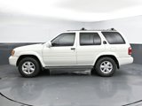 Used 2001 Nissan Pathfinder LE image 5