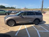 Used 2020 Lincoln Aviator Reserve w/ Elements Package Plus image 2