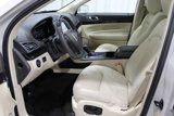 Used 2019 Lincoln MKT AWD image 3