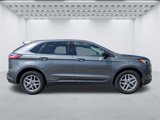 Used 2023 Ford Edge SEL image 3