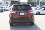 Used 2014 Toyota Highlander XLE image 6