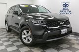 Used 2022 Kia Sorento LX image 2