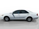 Used 2004 Toyota Camry LE image 2
