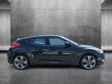 Used 2012 Hyundai Veloster w/ Style Pkg image 4