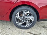 New 2025 Hyundai Elantra SEL image 5