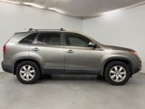 Used 2012 Kia Sorento LX w/ Convenience Pkg image 2