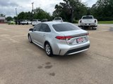 Used 2021 Toyota Corolla LE image 3