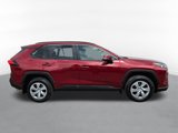 Used 2021 Toyota RAV4 LE image 2