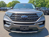 Certified 2022 Ford Explorer XLT w/ Equipment Group 202A image 3