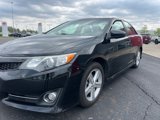 Used 2014 Toyota Camry SE image 2