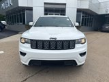Used 2020 Jeep Grand Cherokee Altitude image 2