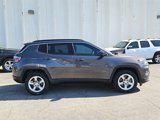 Used 2023 Jeep Compass Latitude image 4