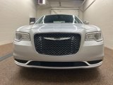 Used 2020 Chrysler 300 Touring w/ Chrome Appearance Package image 6