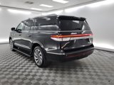 Used 2024 Lincoln Navigator L 4WD image 3
