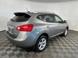 Used 2011 Nissan Rogue SV image 3