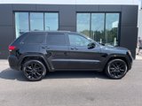 Used 2018 Jeep Grand Cherokee Altitude image 3