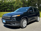 Used 2017 Jeep Cherokee Latitude w/ Comfort/Convenience Group image 3