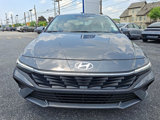 Certified 2025 Hyundai Elantra SE image 2