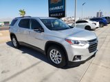 Used 2020 Chevrolet Traverse LT image 2
