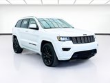 Used 2018 Jeep Grand Cherokee Altitude image 3