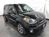 Used 2013 Kia Soul ! w/ Premium Pkg image 2