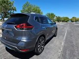 Used 2019 Nissan Rogue SL image 2