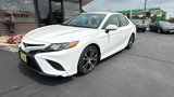 Used 2019 Toyota Camry SE image 3