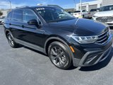 Used 2023 Volkswagen Tiguan SE image 2