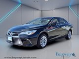 Used 2017 Toyota Camry LE image 3