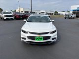 Used 2017 Chevrolet Malibu LT image 3