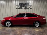 Used 2017 Toyota Camry LE image 3