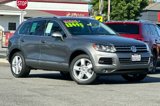 Used 2012 Volkswagen Touareg Sport image 2