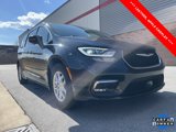 Used 2022 Chrysler Pacifica Touring-L image 3