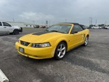 Used 2004 Ford Mustang Convertible image 2