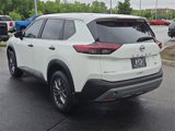 Used 2023 Nissan Rogue S image 4