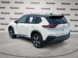 Used 2021 Nissan Rogue SL image 3