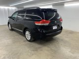 Used 2011 Toyota Sienna LE image 2