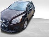 Used 2016 Chevrolet Trax LT w/ LT Convenience Package image 3