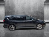 Used 2020 Chrysler Pacifica Limited image 4