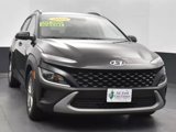 Used 2023 Hyundai Kona SEL image 2