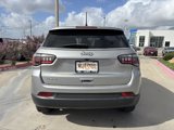Used 2023 Jeep Compass Sport image 5