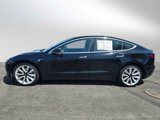 Used 2019 Tesla Model 3 Standard Range image 2