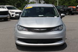 Used 2022 Chrysler Voyager LX image 2