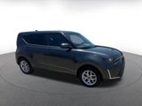 Used 2023 Kia Soul LX w/ LX Technology Package image 2