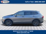 Used 2022 Volkswagen Tiguan SE image 4