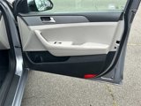 Used 2016 Hyundai Sonata SE image 5